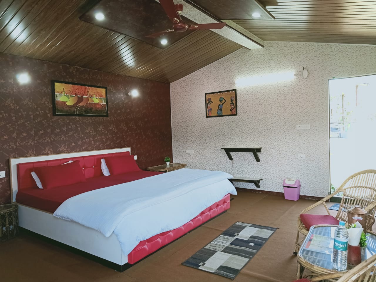 luxury suite cottage guptkashi
